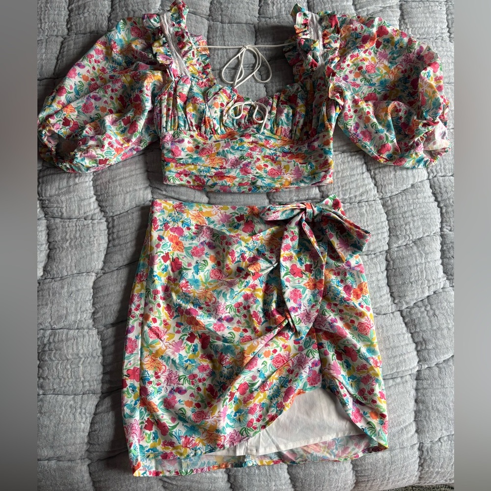 For love and lemons two piece set